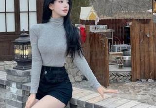 魅妍社 – 小狐狸Kathryn全套写真，自拍中蕴藏的秘密，勾勒出她最真实的一面，让人无法抵挡。.txt