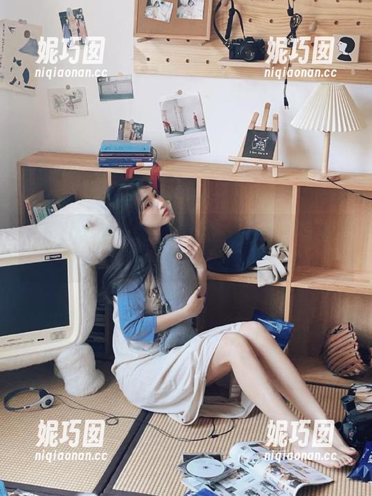 魅妍社 - 独一无二的风格：韩恩熙短裙作品在图库中的绽放与表现.txt