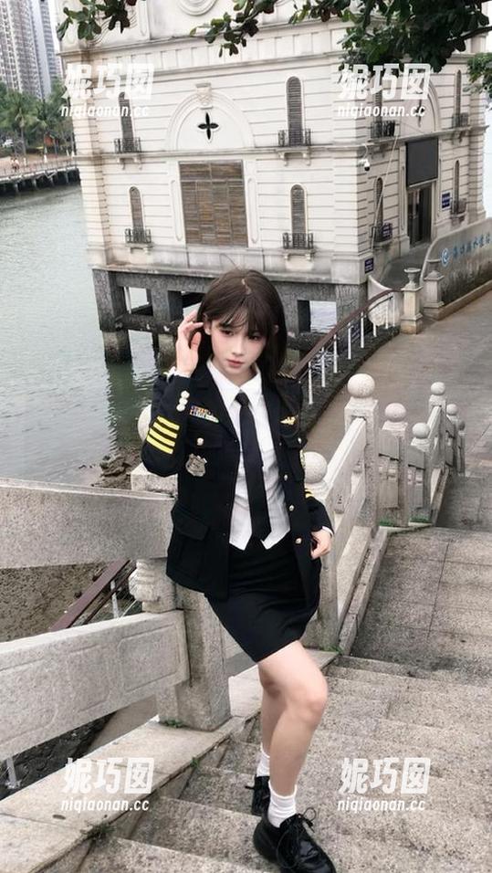 魅妍社 - 黄歆苑的皮衣作品，带你领略时尚福利的新高度！.txt